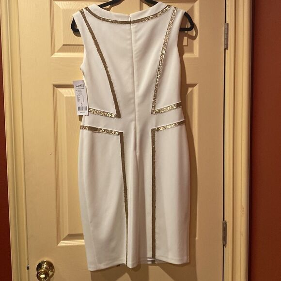 Joseph Ribkoff White Dress with Gold Sequin Detail Size 8 - Picture 6 of 11